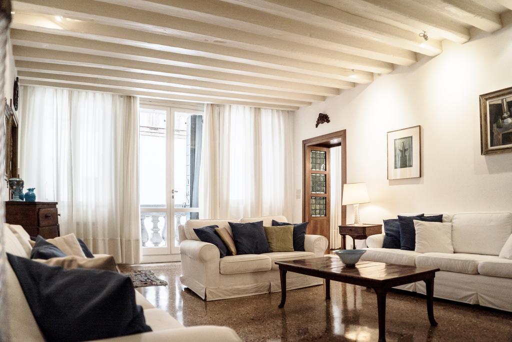 Apartamento Accademia Terrazza Venecia Exterior foto