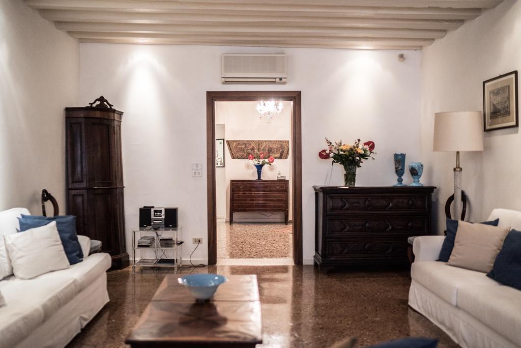 Apartamento Accademia Terrazza Venecia Exterior foto