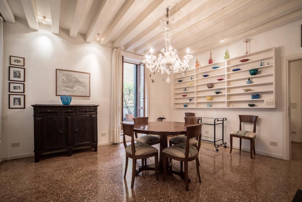Apartamento Accademia Terrazza Venecia Exterior foto