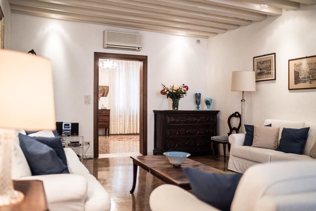 Apartamento Accademia Terrazza Venecia Exterior foto